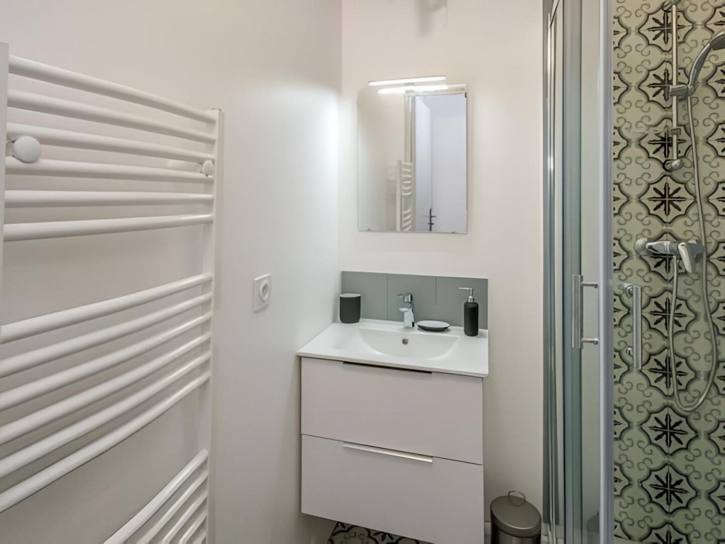 Le Refuge Urbain - Port A 2 Pas & Animaux Acceptes Apartment Toulon Ngoại thất bức ảnh